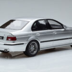 BMW M5 E39 シルバー Otto 1:18 - image 2 of 7