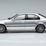 BMW M5 E39 シルバー Otto 1:18 - image 3 of 7
