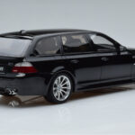BMW M5 E61 Touring ブラック Otto 1:18 - image 2 of 6