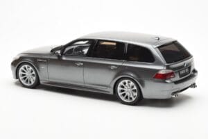 BMW M5 E61 Touring グレー Otto 1:18 OT189 レジン - 画像 5/6