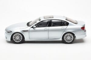 BMW M5 F10 シルバーストーンシルバー Paragon 1:18 80432186353 メタル - 画像 4/8
