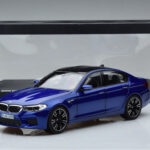 BMW M5 F90 マリナベイブルー Norev 1:18 - image 7 of 7