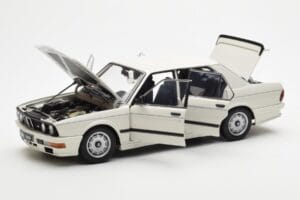 BMW M535i E28 アルパイン ホワイト AUTOart 1:18 75161 メタル - 画像 2/10