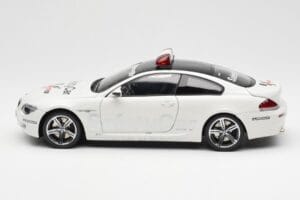 BMW M6 E63 MotoGP Safety Car 2006 Kyosho 1:18 08707GPB メタル - 画像 4/8