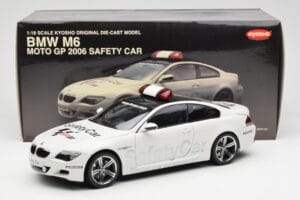 BMW M6 E63 MotoGP Safety Car 2006 Kyosho 1:18 08707GPB メタル - 画像 8/8
