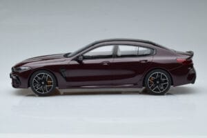 BMW M8 F93 Competition Gran Coupe アメトリンメタリック GT Spirit 1:18 GT285 レジン - 画像 3/6