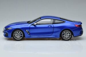 BMW M850i G15 ブルーメタリック Norev 1:18 183286 メタル - 画像 4/7
