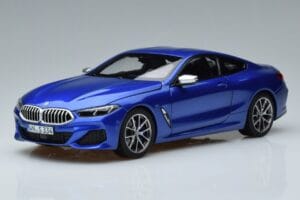 BMW M850i G15 ブルーメタリック Norev 1:18 183286 メタル