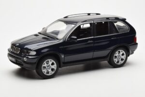 BMW X5 4.4i E53 ダークブルー Kyosho 1:18