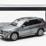 BMW X5 F15 スペースグレー Paragon 1:18 - image 8 of 8