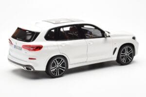 BMW X5 G05 ホワイト Paragon 1:18 80432450996 メタル - 画像 3/8