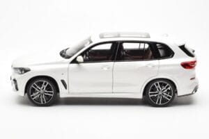 BMW X5 G05 ホワイト Paragon 1:18 80432450996 メタル - 画像 4/8