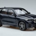 BMW X5 G05 ブルー Norev 1:18 183283 メタル - image 5 of 7