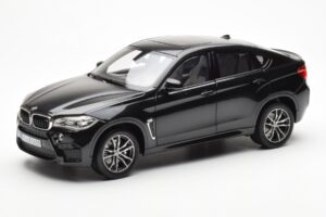 BMW X6 M F86 サファイアブラック Metallic Norev 1:18