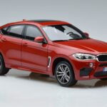 BMW X6M F86 レッド Norev 1:18 183242 メタル - image 5 of 7