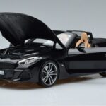 BMW Z4 G29 ブラックメタリック Norev 1:18 183272 メタル - image 2 of 7