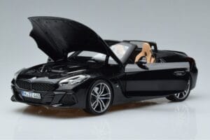 BMW Z4 G29 ブラックメタリック Norev 1:18 183272 メタル - 画像 2/7