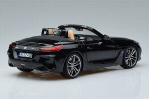 BMW Z4 G29 ブラックメタリック Norev 1:18 183272 メタル - 画像 3/7