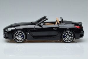 BMW Z4 G29 ブラックメタリック Norev 1:18 183272 メタル - 画像 4/7