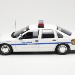 Chevrolet Caprice Cheyenne ポリス UT Models 1:18 - image 3 of 6