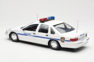 Chevrolet Caprice Cheyenne ポリス UT Models 1:18 21025 メタル - 画像 5/6