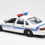 Chevrolet Caprice Sebring ポリス UT Models 1:18 - image 5 of 6