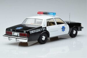 Chevrolet Caprice San Francisco Police Department MCG 1:18 MCG18389 メタル - 画像 2/6