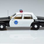 Chevrolet Caprice San Francisco Police Department MCG 1:18 MCG18389 メタル - image 3 of 6