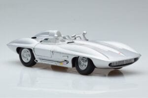 Chevrolet Corvette C1 Stingray Concept AUTOart 1:18 71000 メタル - 画像 6/8