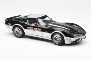 Chevrolet Corvette C3 Pace Car Indianapolis 500 1978 UT Models 1:18 21070 メタル - 画像 4/6