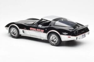 Chevrolet Corvette C3 Pace Car Indianapolis 500 1978 UT Models 1:18 21070 メタル - 画像 5/6