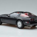 Chevrolet Corvette C4 ブラック AUTOart 1:18 71242 メタル - image 7 of 8