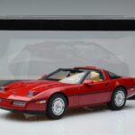 Chevrolet Corvette C4 レッド AUTOart 1:18 71241 メタル - image 8 of 8