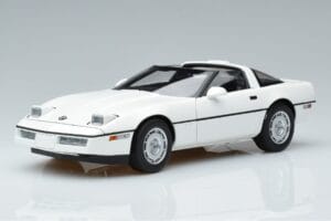Chevrolet Corvette C4 ホワイト AUTOart 1:18 71243 メタル