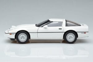 Chevrolet Corvette C4 ホワイト AUTOart 1:18 71243 メタル - 画像 5/8