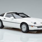 Chevrolet Corvette C4 ホワイト AUTOart 1:18 71243 メタル - image 6 of 8