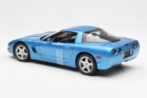 Chevrolet Corvette C5 ブルー メタリック UT Models 1:18 21004 メタル - 画像 5/6