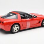 Chevrolet Corvette C5 ハードトップ レッド UT Models 1:18 - image 2 of 6