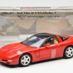 Chevrolet Corvette C5 ハードトップ レッド UT Models 1:18 - image 6 of 6