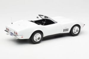 Chevrolet Corvette C3 カブリオレ Can-Am ホワイト Norev 1:18 189038 メタル - 画像 2/6