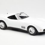Chevrolet Corvette C3 カブリオレ Can-Am ホワイト Norev 1:18 - image 4 of 6