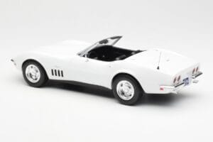 Chevrolet Corvette C3 カブリオレ Can-Am ホワイト Norev 1:18 189038 メタル - 画像 5/6