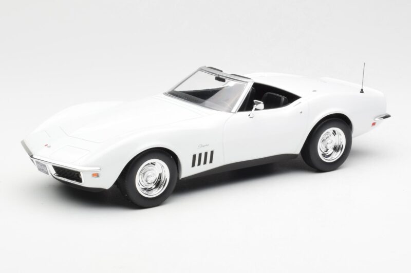 Chevrolet Corvette C3 カブリオレ Can-Am ホワイト Norev 1:18