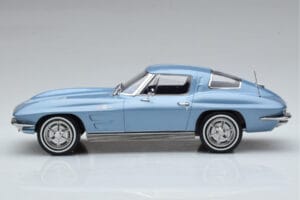 Chevrolet Corvette C2 Sting Ray ブルー Norev 1:18 189050 メタル - 画像 3/6