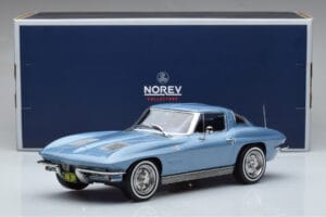 Chevrolet Corvette C2 Sting Ray ブルー Norev 1:18 189050 メタル - 画像 6/6