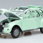 Citroen 2CV 6 Club グリーン Norev 1:18 181486 メタル - image 2 of 7