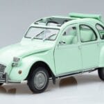 Citroen 2CV 6 Club グリーン Norev 1:18 181486 メタル