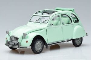 Citroen 2CV 6 Club グリーン Norev 1:18 181486 メタル