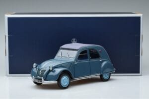 Citroen 2CV AZL ブルー Norev 1:18 181485 メタル - 画像 7/7