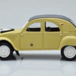 Citroen 2CV Sahara イエロー Otto 1:18 - image 3 of 6